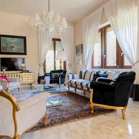 Vila Luisa Bari