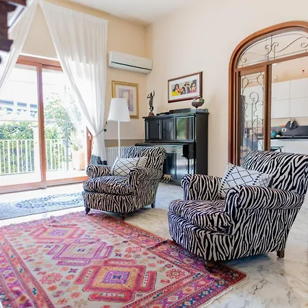Villa Luisa *