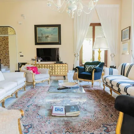Villa Luisa *